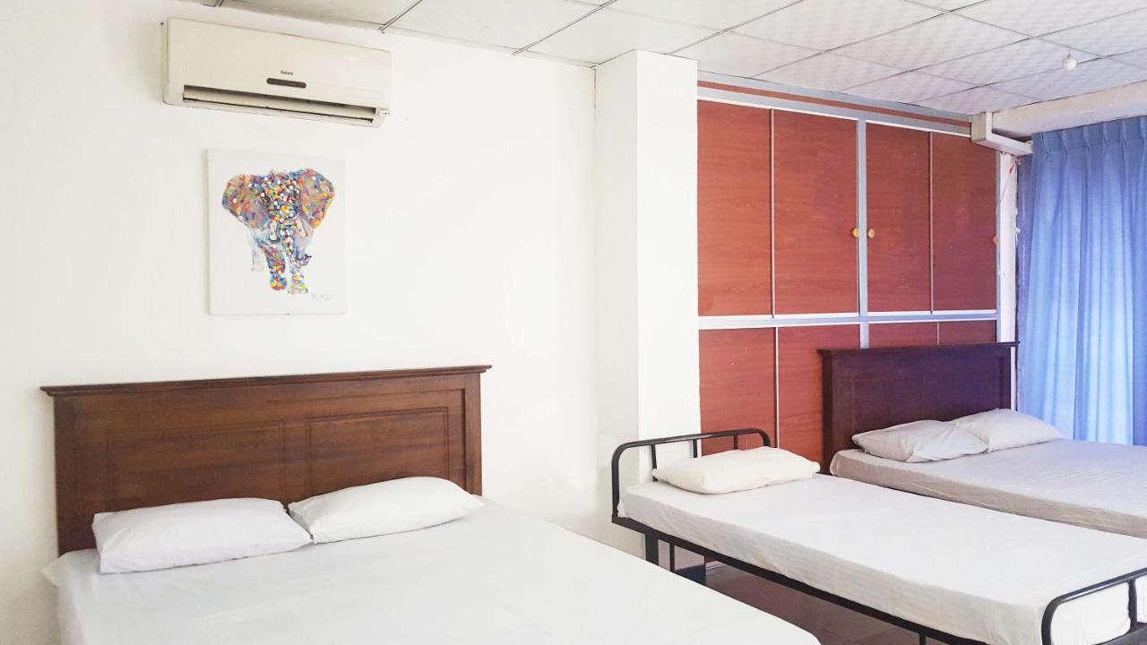 The Beehive Colombo Otel Dış mekan fotoğraf